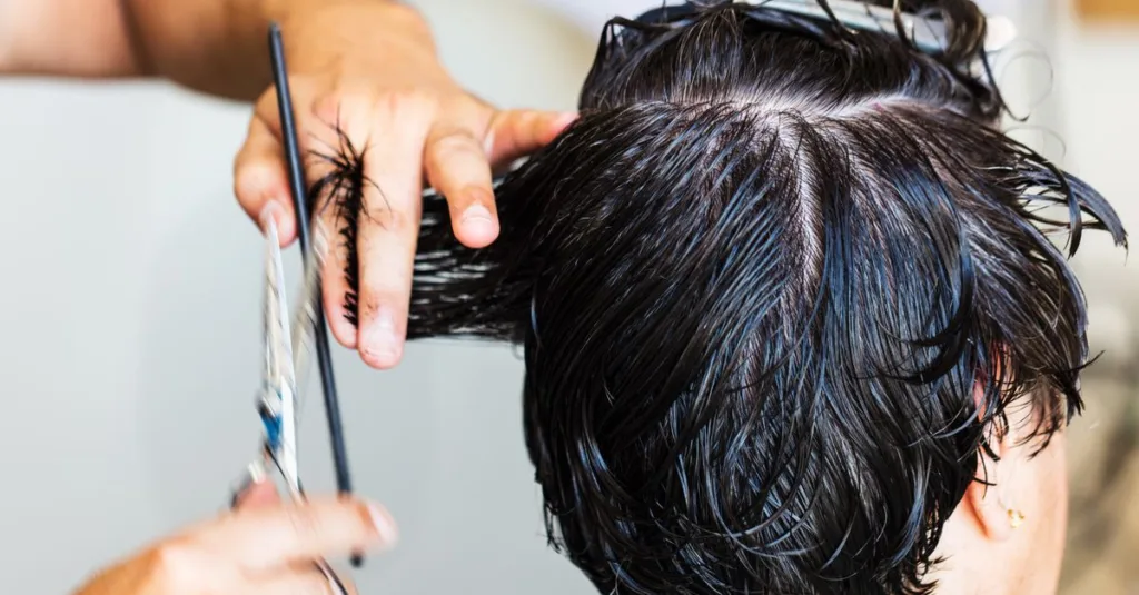 découvrez nos coupes de cheveux tendance et adaptées à votre style pour un look rafraîchi et moderne.
