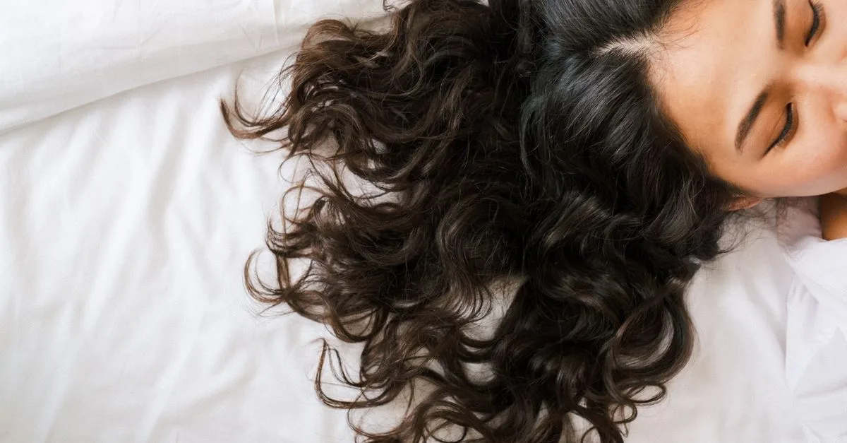 découvrez nos conseils et astuces pour avoir des cheveux épais, volumineux et en pleine santé. transformez votre routine capillaire dès aujourd'hui !