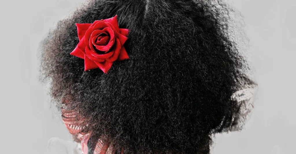 découvrez des conseils et astuces pour entretenir et sublimer les cheveux épais, avec des méthodes adaptées pour une chevelure volumineuse et en pleine santé.