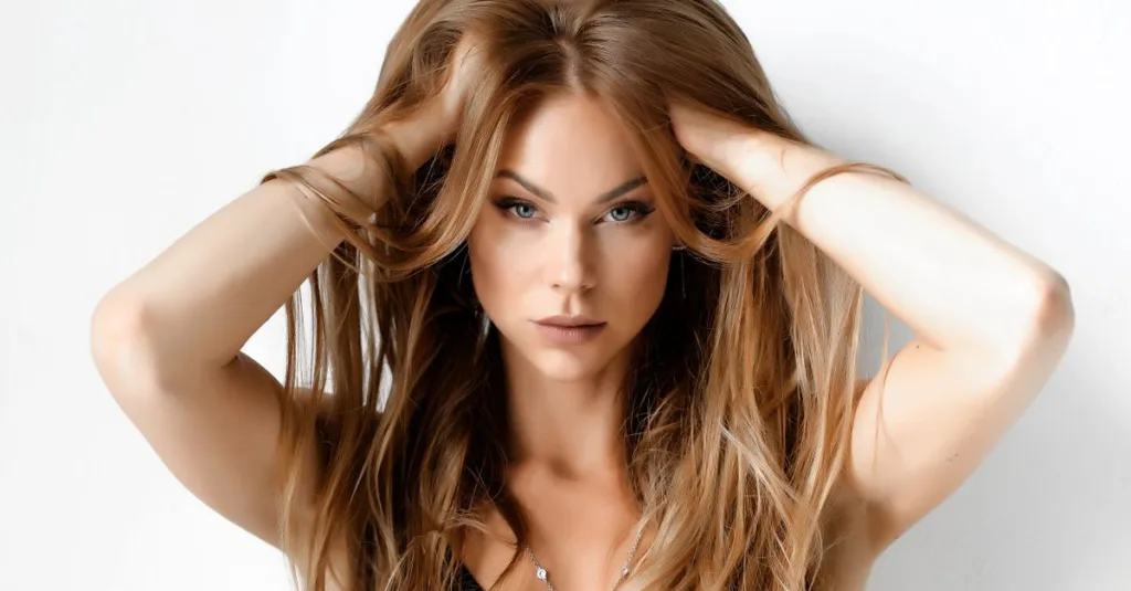 découvrez le caramel balayage pour brunes, une technique de coloration qui illumine vos cheveux en apportant des reflets chauds et naturels pour un look élégant et moderne.