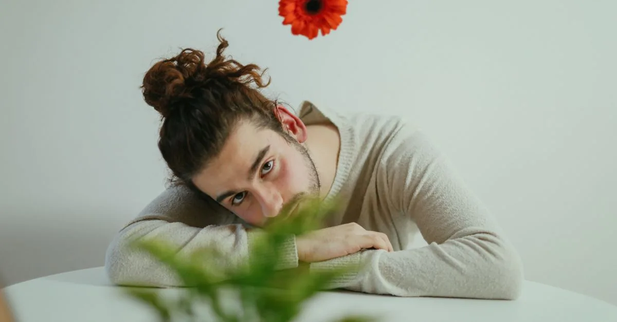 découvrez le style tendance du man bun, une coiffure masculine moderne et élégante qui allie praticité et charme.